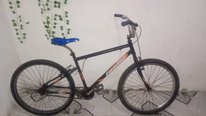 Vende-se bicicleta Caloi Twister aro-26