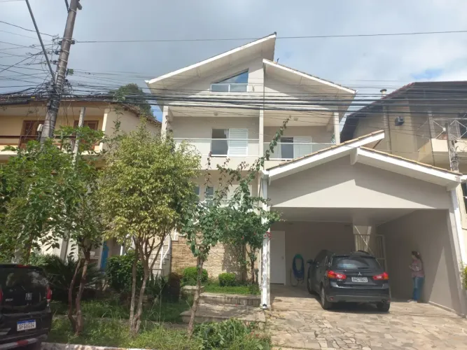 Casa a venda Condominio São Paulo II na Granja Viana