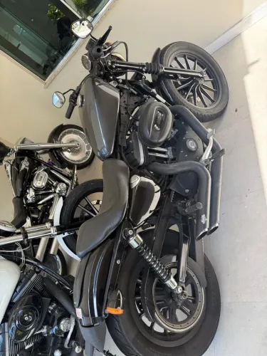 Harley Davidson 883 iron