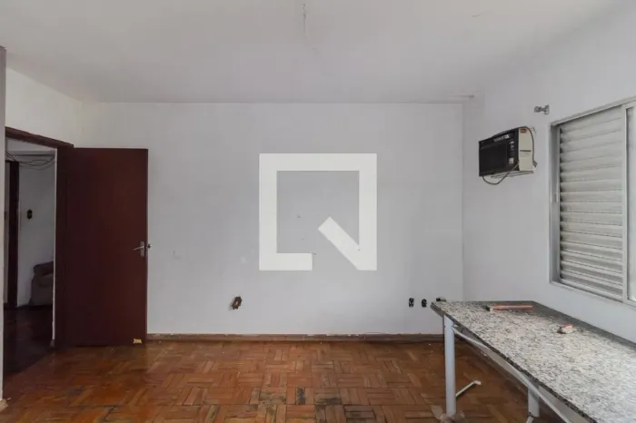 Casa à Venda - Vila Ema, 2 Quartos, 132 m2