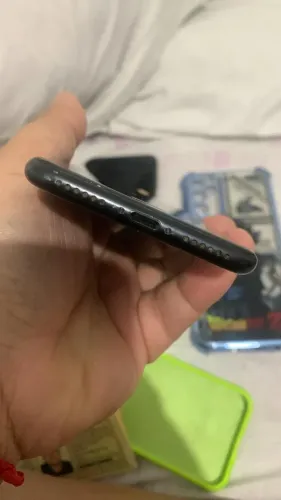 iPhone SE segunda geração 