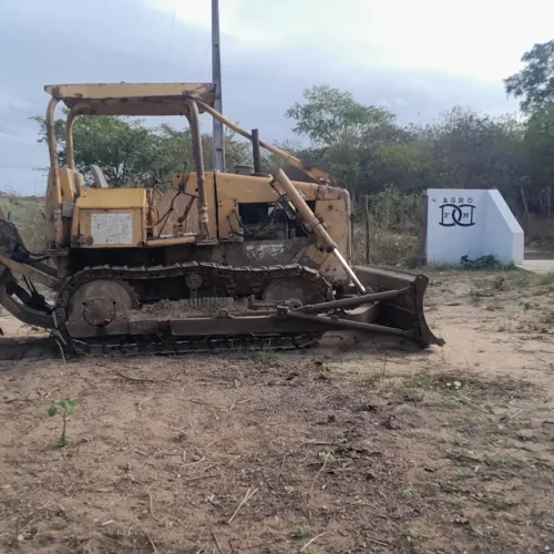 CAT D4E série 76W
