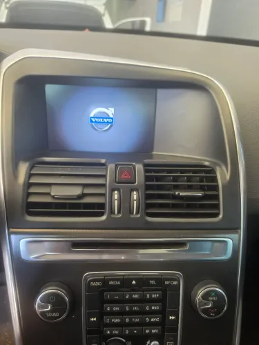 Multimidia original VOLVO XC60 2013/14