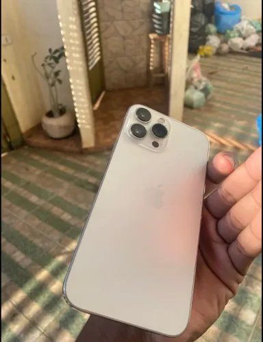 vendo iPhone 13 Pro max 