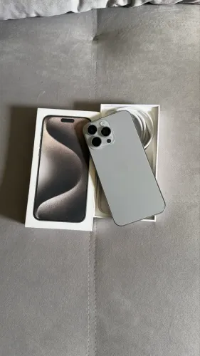 iPhone 15 pro Max 256Gb - Caixa completo