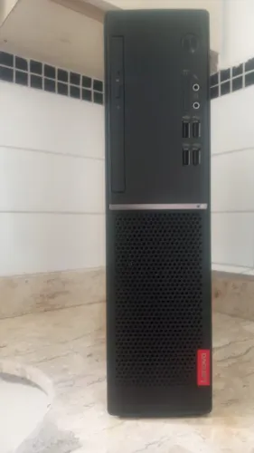 Lenovo V520s SFF | Intel Core I5 7400 | Ram 8GB | SSD 128GB | Excelente