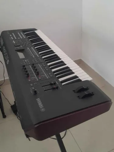 Moxf6 Novíssimo, Leia descrição.