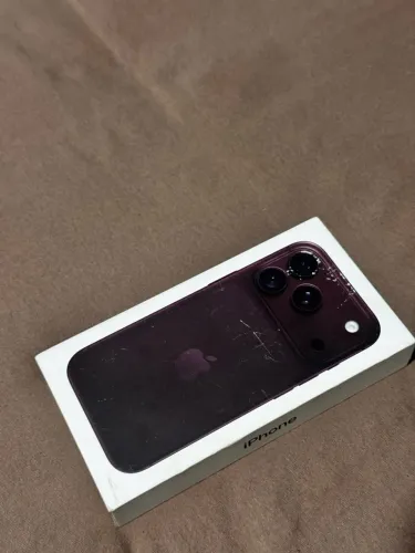 OPORTUNIDADE 18 PRO 256gb BORDO