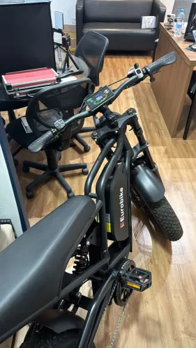 Bicicleta elétrica Eurobike Fat bike