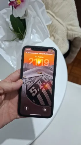 IPhone 11<br>Cor . Preta <br>Bateria 87<br>Poucas marcas de uso <br>Gigas 128