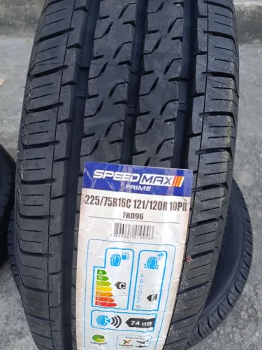 Pneu 225/75r16c