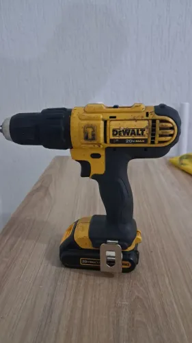 Parafusadeira e furadeira de impacto DEWALT