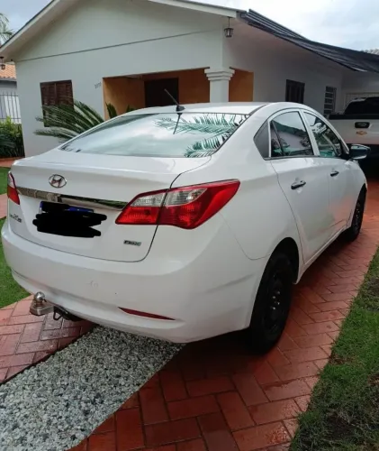 Hyundai HB20S C.plus/c.style 1.6 Flex 16V Mec.4p 2017