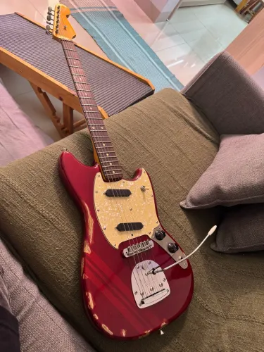 Guitarra Mustang Custom by Luthier Componentes Premium