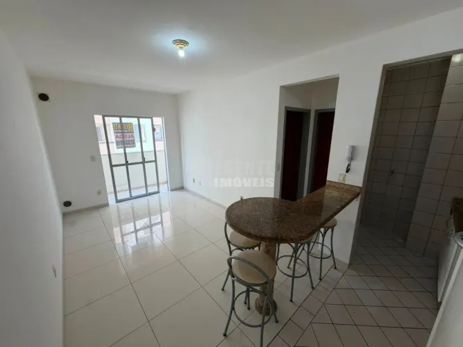 Excelente apartamento com 01 dormitório no bairro Campinas São José próximo ao shopping It