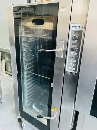 Forno EC40 GNs combinado elétrico Prática