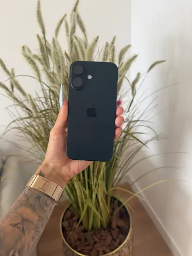 iPhone 16 256gb Preto IMPECÁVEL