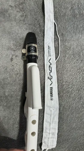 Venova YVS-100 Excelente estado sax/flauta doce