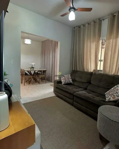 Casa à venda em Divinópolis (Bairro Nossa Senhora da Conceição) 3 quartos, 1 suíte, 206 m