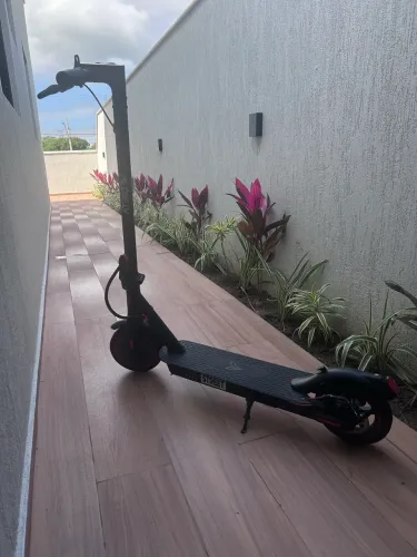 Vende-se patinete elétrico
