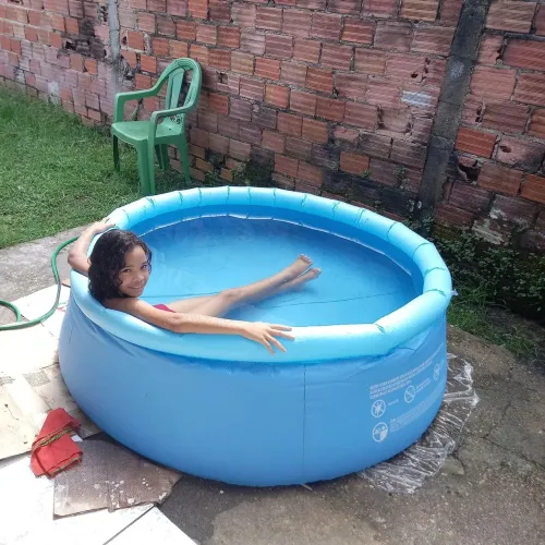 Piscina, Já Acompanha a Bomba Infladora da Borda