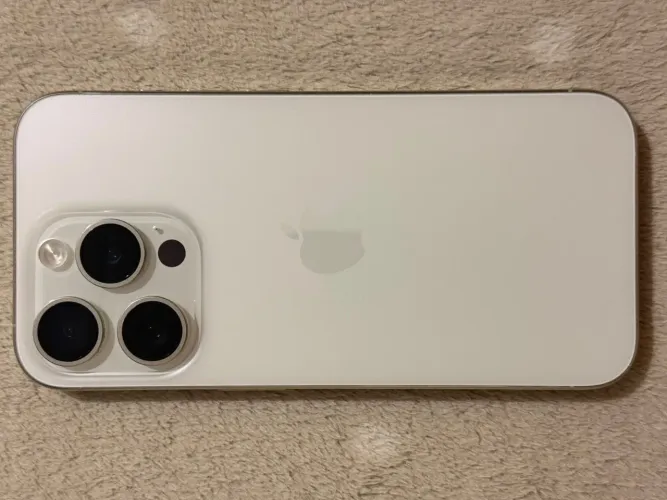iPhone 15 Pro 128GB Branco ? Sem Marcas de Uso | Bateria 81%