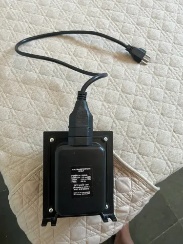 Autotransformador bivolt 5000 VA