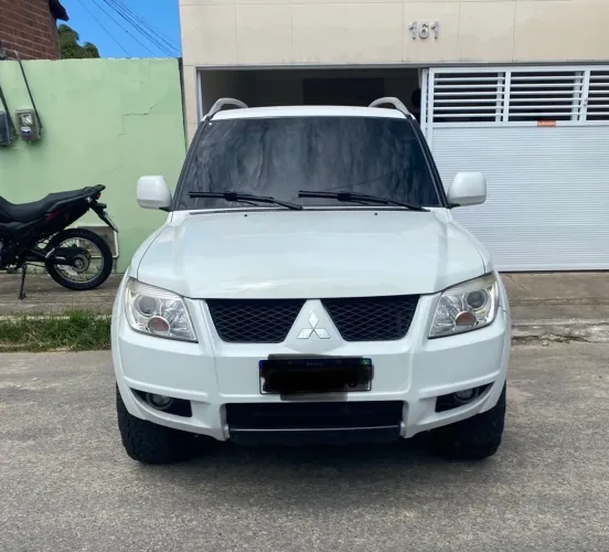 Mitsubishi Pajero TR4 2.0/ 2.0 Flex 16V 4X4 Aut. 2013