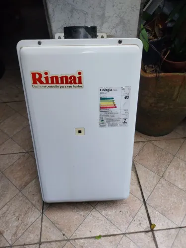 Aquecedor de água instantâneo a gas Rinai