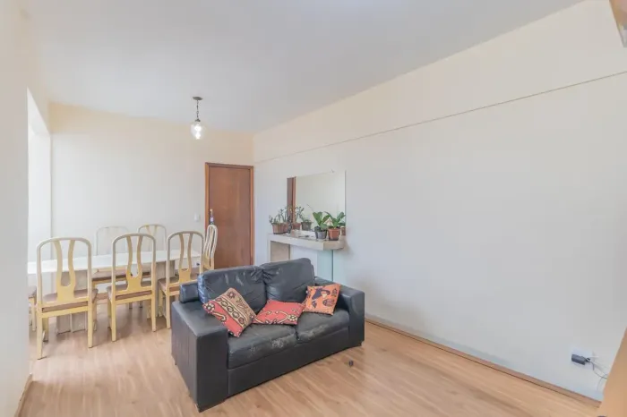 Apartamento à Venda - Graça, 2 Quartos, 63 m2