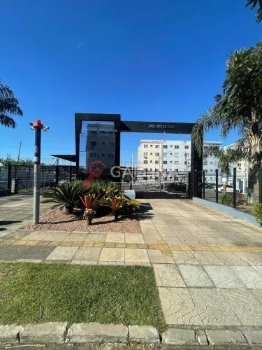 Apartamento Térreo à Venda com 2 Quartos e 1 Vaga de Garagem no Condomínio Porto Itália