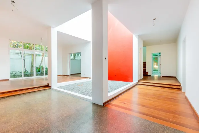 Sobrado para venda em Vila Ida com 6 quartos, sendo 3 suítes, 449m²