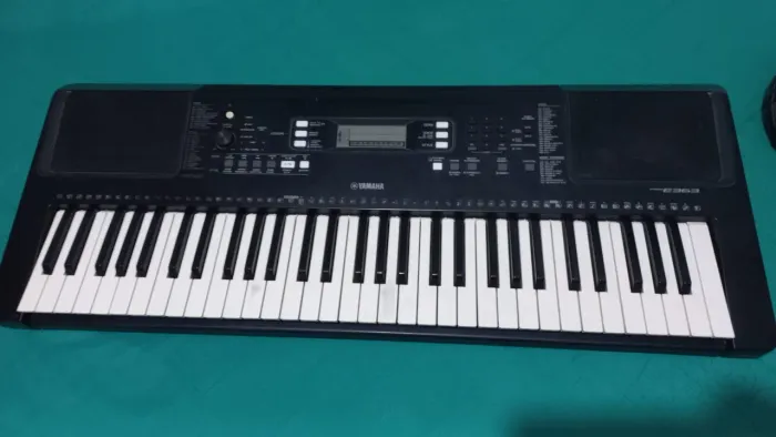 Yamaha PSR-E363 