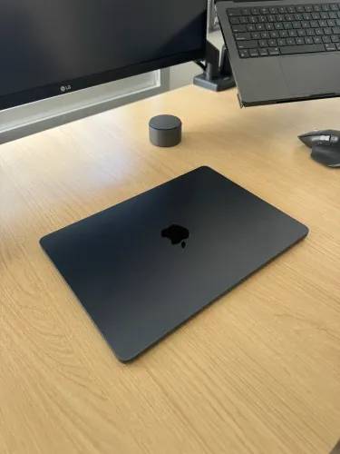 MacBook Air M2 8GB Midnight