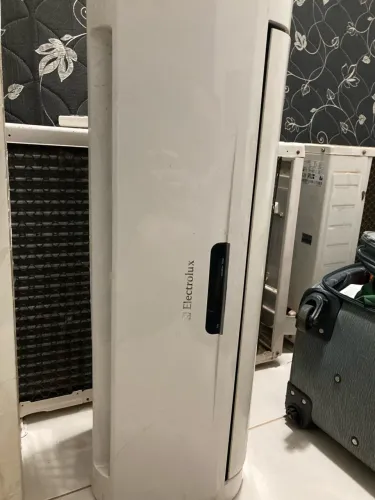 VENDE SE CENTRAL DE AR 9MilBTUS