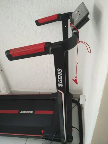 ESTEIRA ERGOMETRICA DOBRÁVEL GT 500 POLISHOP E 1 PLATAFORMA ABDÔMEN
