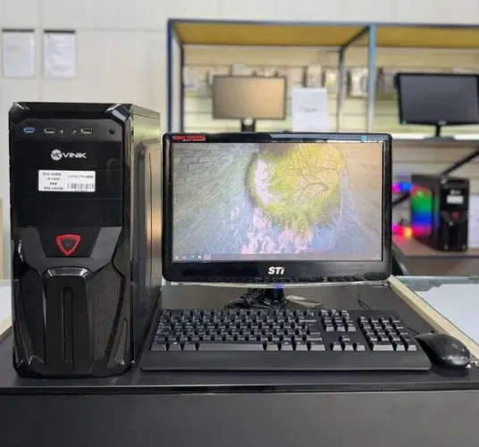 Computador completo i7-7700 + 8GB + SSD 240GB + Mouse + Teclado + Monitor + Cabos