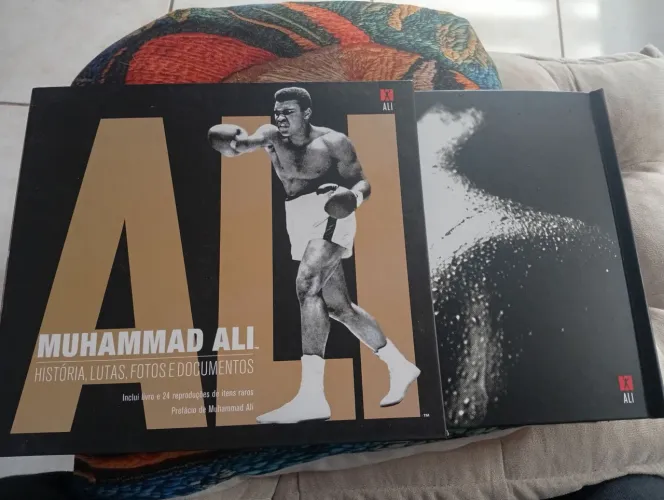 ALI - MUHAMMAD ALI ( HISTÓRIA, LUTAS,FOTOS E DOCUMENTOS