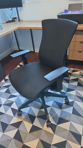 Cadeira Office DT3 Vicenza, Cinza Escuro