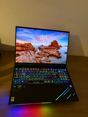 Acer Predator Helios RTX 5090 1TB Novíssimo