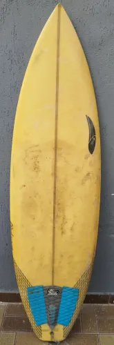 PRANCHA SURF - MARCA: TROPICAL BRASIL - TAMANHO: 5'11 (29,8L) - BLOCO: EPS