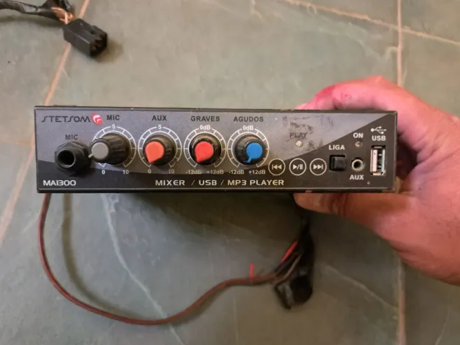 Amplificador Stetsom Ma1300