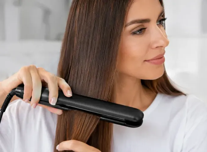 Prancha de Cabelo Britânia Revestimento Cerâmico 200°C BPR03A