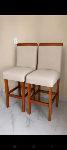 Banqueta estofada lisa