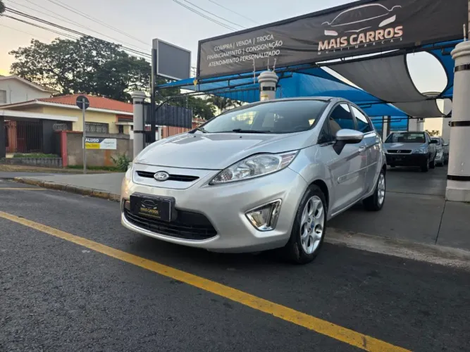 Ford Fiesta SE 1.6 16V Flex 5P 2012