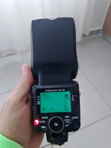 Flash Nikon sb 700