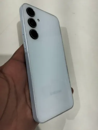 Vendo Samsung A35 256Gb 8Ram funcionando tudo. Aparelho Top de procedência