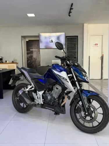 Honda CB 300f Twister Flex 2026