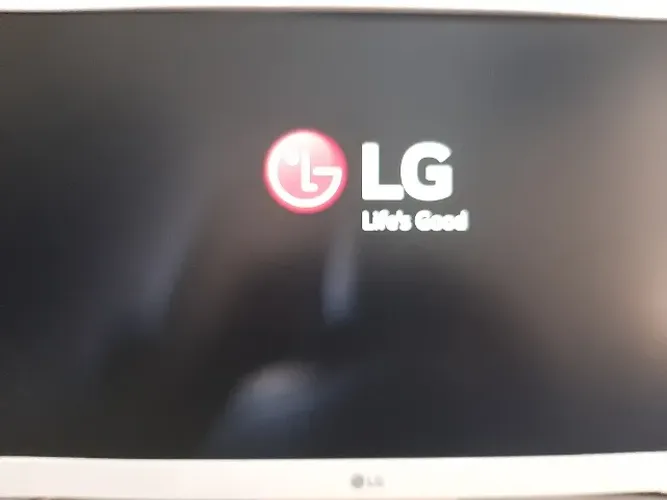 PC All in One  LG  22V280 séries completo e muito novo - retirado de mostruário 