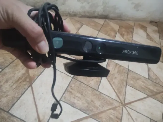 Vendo kinect X Box 360,em bom estado. Valor : R$ 65,00 Retirada : Tático Whatsapp:6199588
